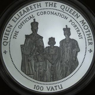 Coin image of reverse of a 5 ounces silver Vanuatu Queen Mother coronation 100 Vatu 1995